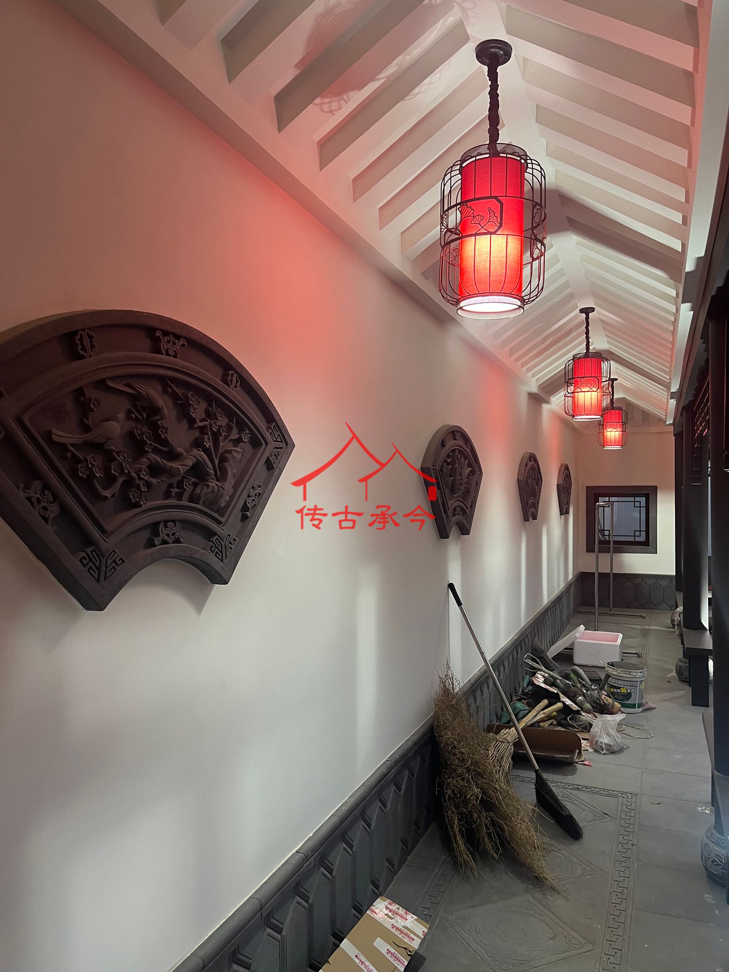 長(zhǎng)廊內(nèi)部裝修