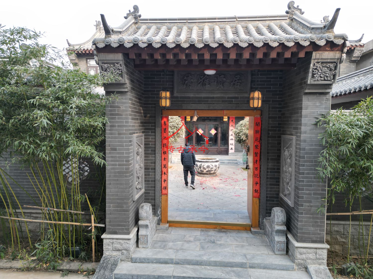 新中式門廊設(shè)計(jì)、傳統(tǒng)中式宅院門頭、磚雕裝飾門廊