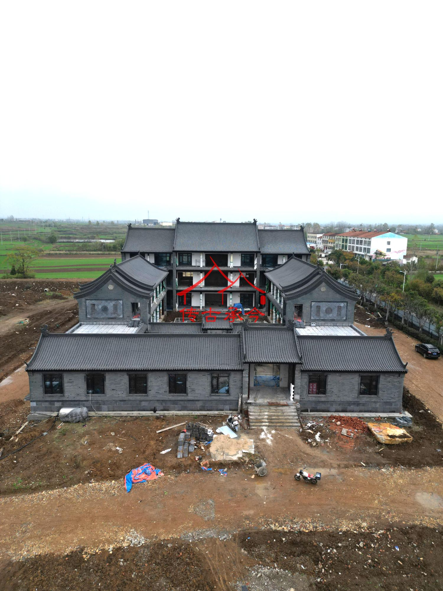 大型多層四合院