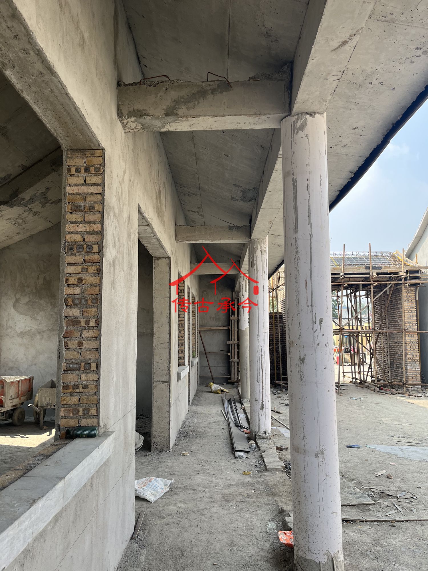 在建中式自建房 檐廊實(shí)景、鄉(xiāng)村合院 檐廊裝修案例