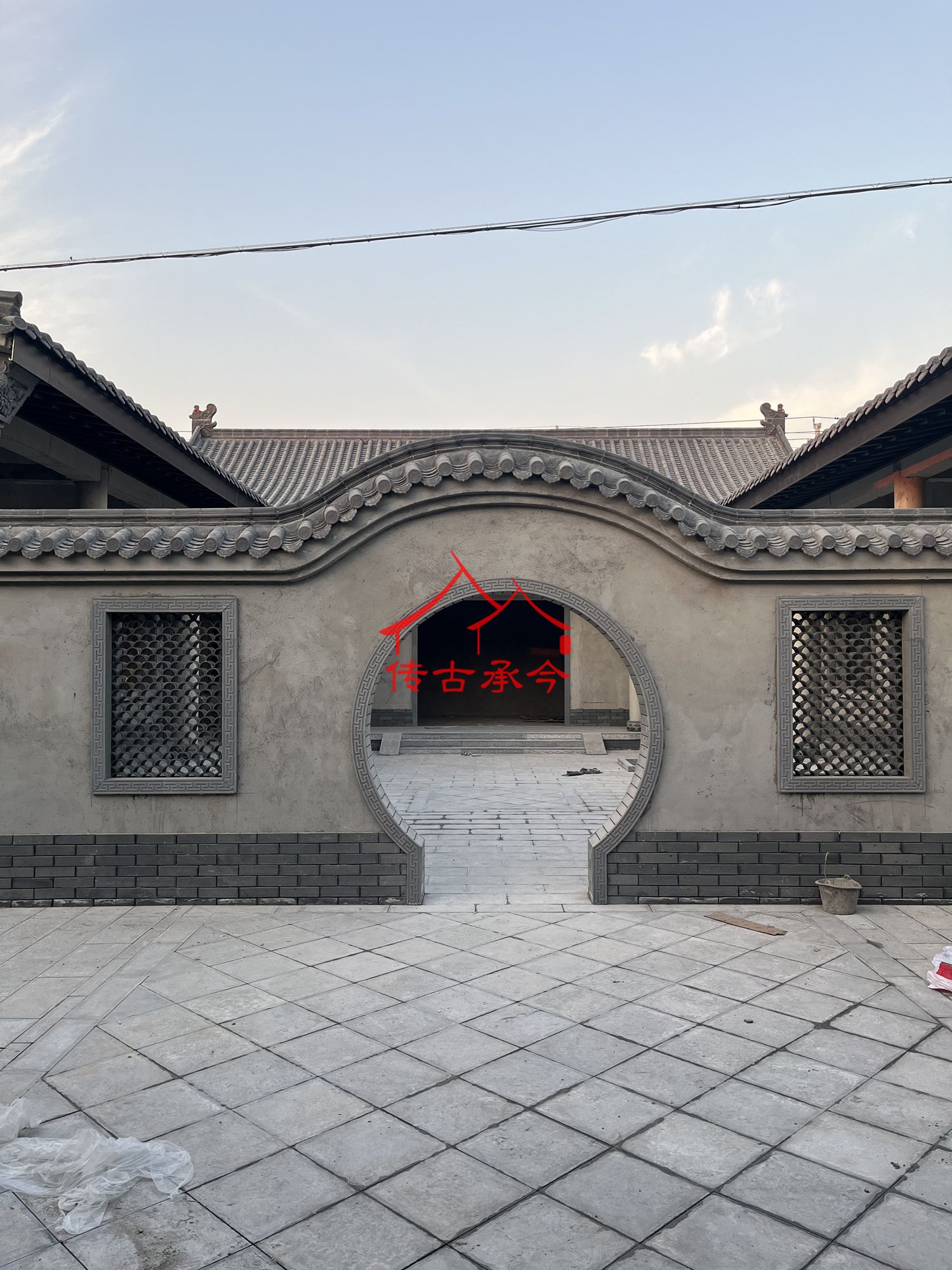 仿古月洞門 瓦當(dāng)裝飾、中式庭院 漏窗月洞門組合