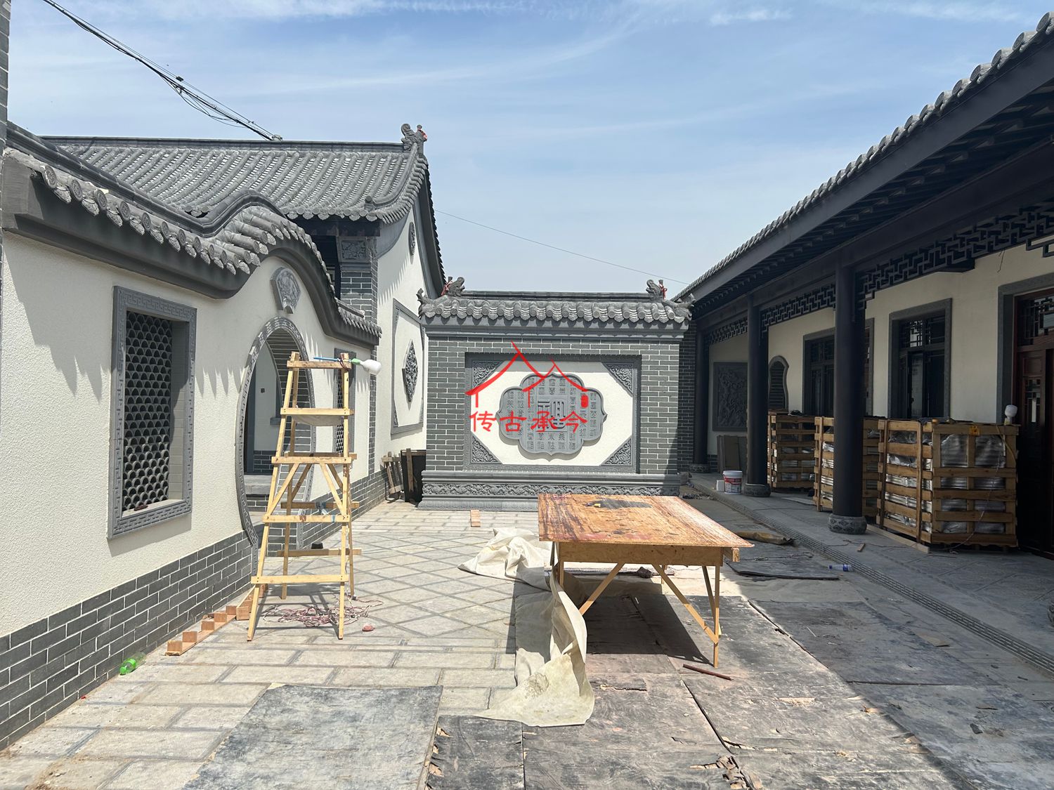 傳統(tǒng)磚雕 百福紋影壁、仿古青磚影壁 瓦頂裝飾